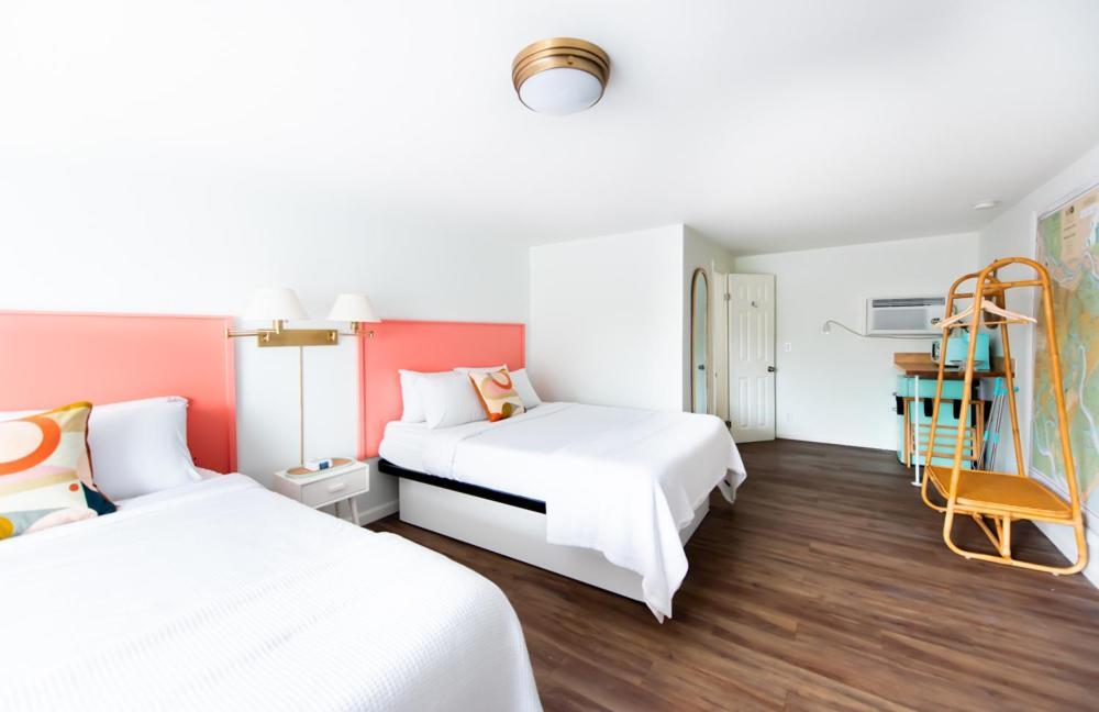 Royal Palms Motel Tybee Island Esterno foto