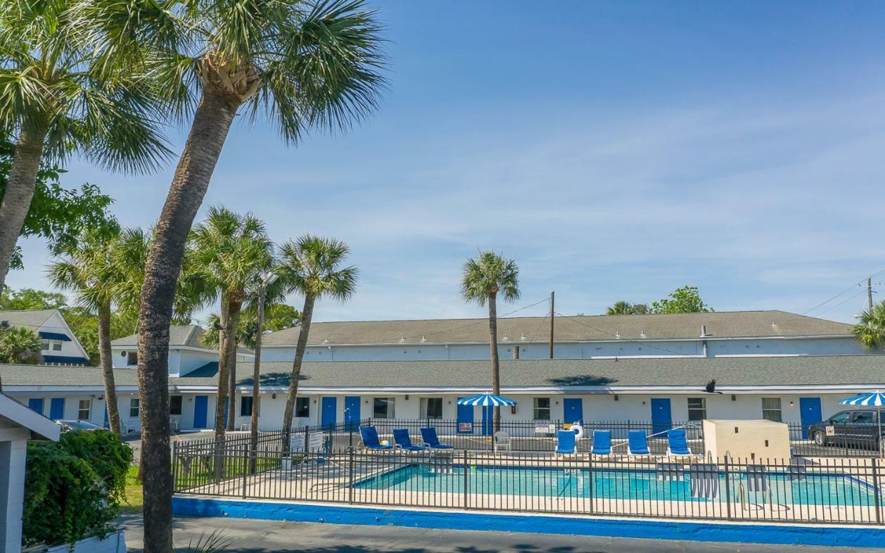 Royal Palms Motel Tybee Island Esterno foto